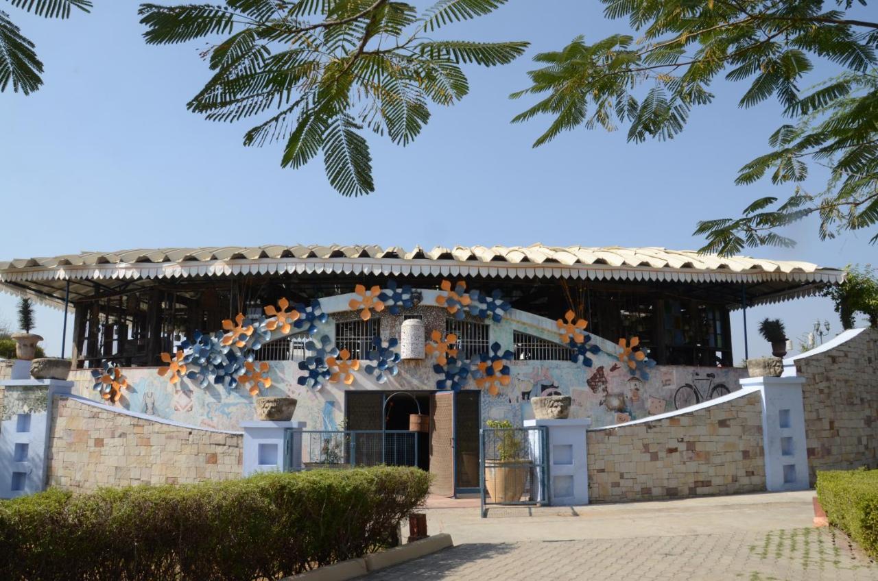 The Farm Jaipur Hotel Dahmi Esterno foto